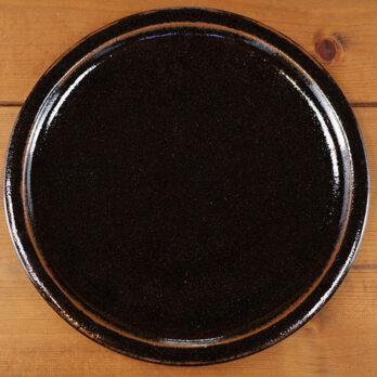出西窯　7.5寸スミカワ型縁付平皿　黒